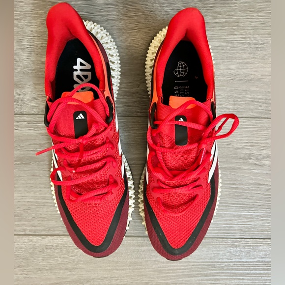 Adidas 4dfwd 4 running shoes Men 10.5 Red - Picture 1 of 4
